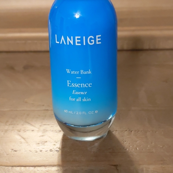 Laneige water bank essence - Picture 2 of 4